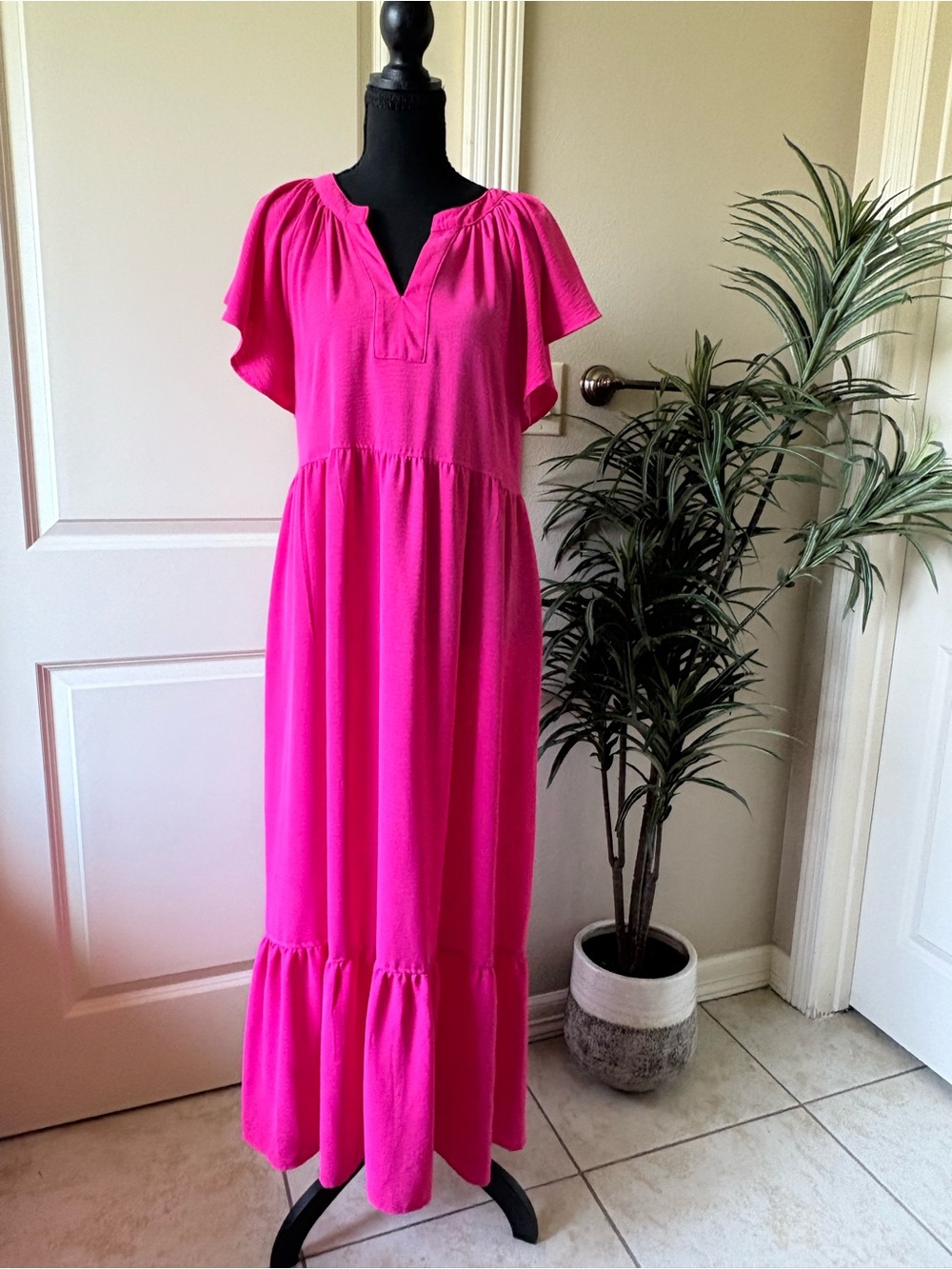 Hot Pink Flutter Sleeve Maxi Dress - Unbranded Size 10